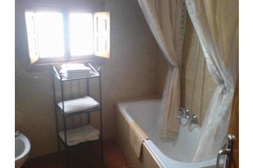 Hiszpania Privát Villanueva del Trabuco, Zewnątrz